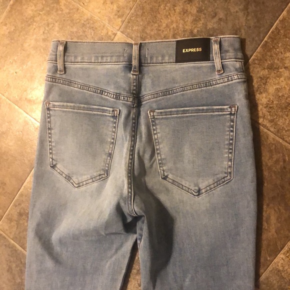 EXPRESS High Waisted Light Wash Supersoft Bootcut Jeans NWT - Picture 7 of 11